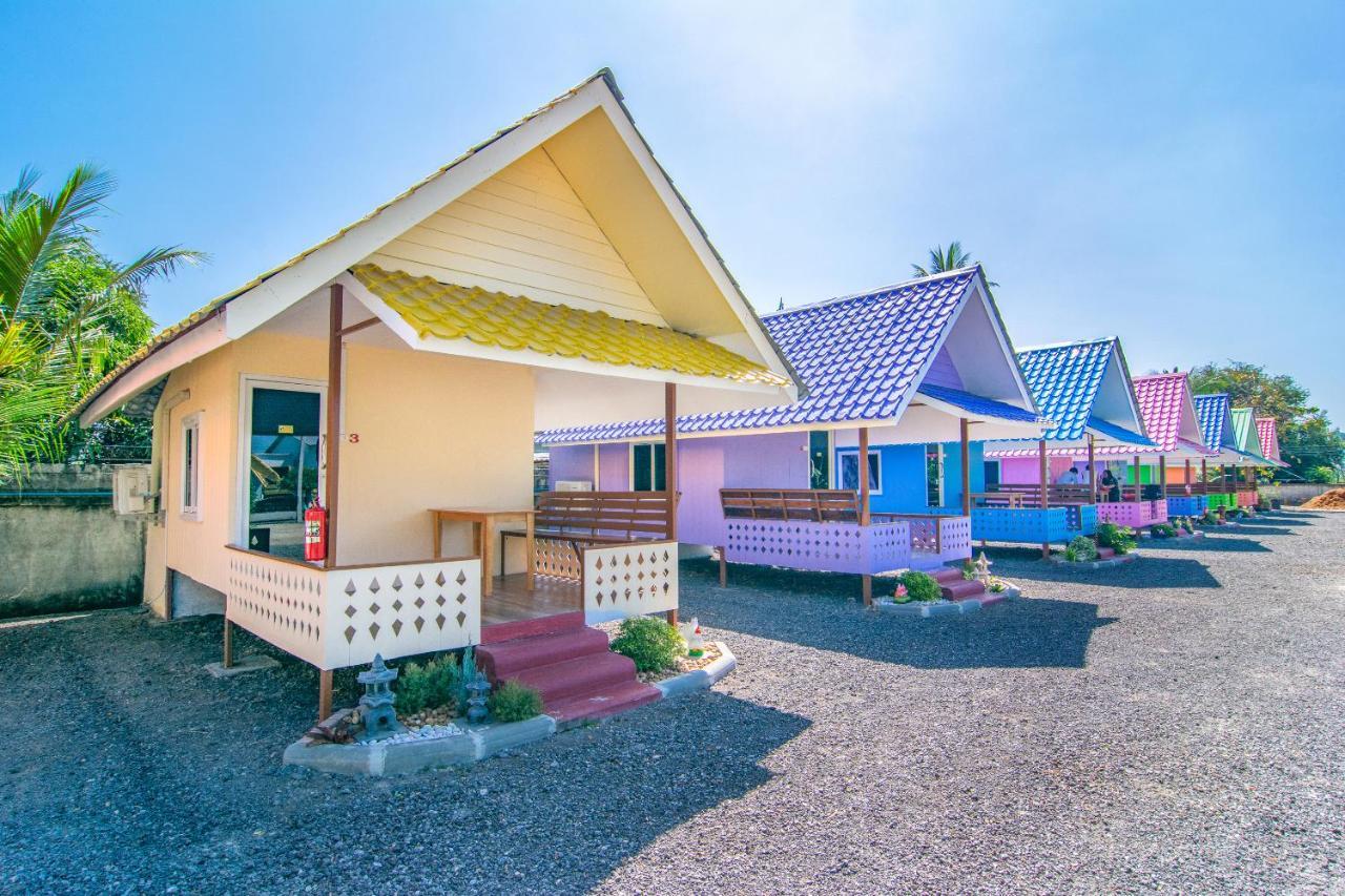 Oyo 578 Pj Resort And Snooker Club Prachuap Khiri Khan Exterior foto